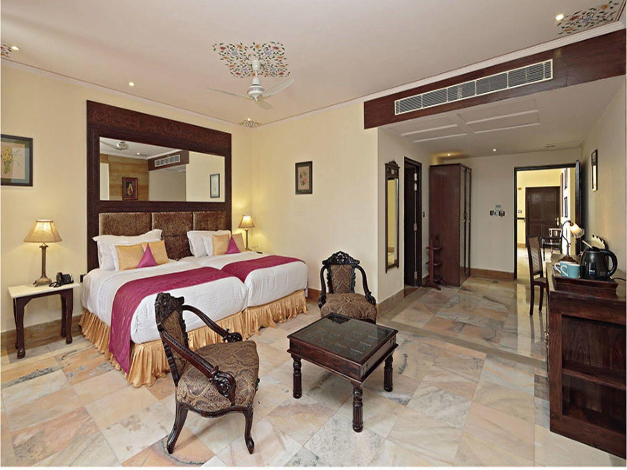Talaibagh Palace Amer Екстериор снимка