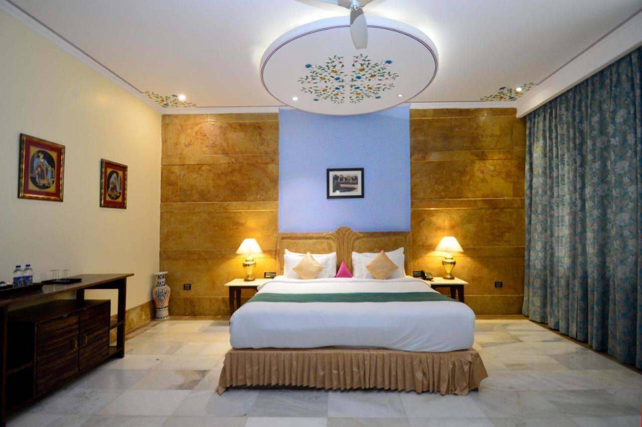 Talaibagh Palace Amer Екстериор снимка