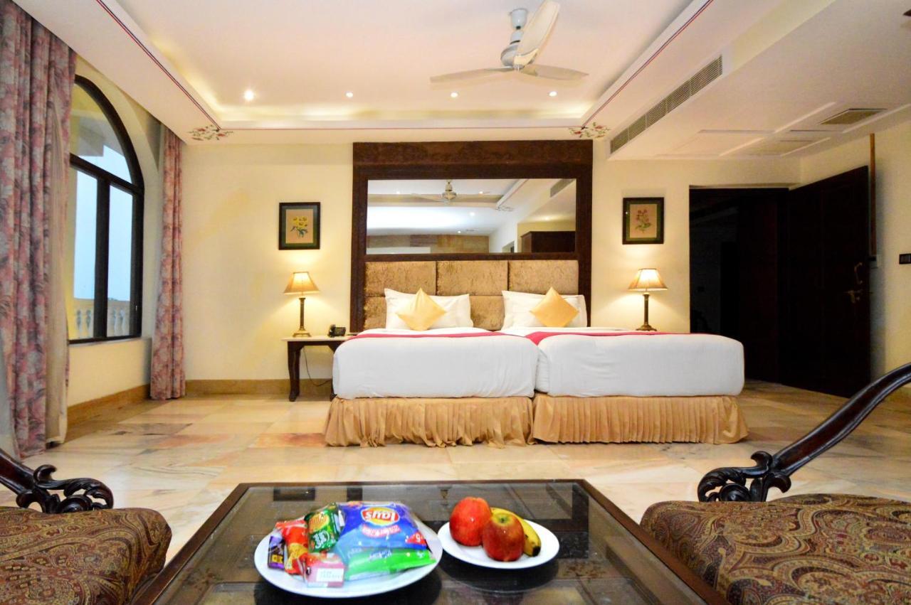Talaibagh Palace Amer Екстериор снимка